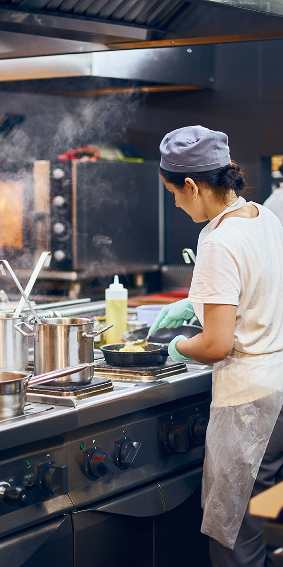 Richmond cook using restaurant equipment